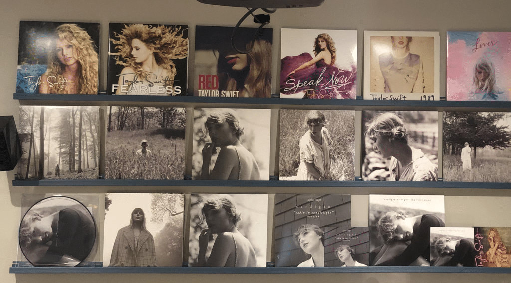 how to display vinyl records